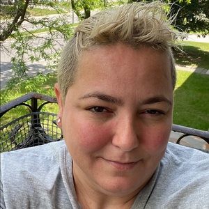 Meet your Posher, Maribel